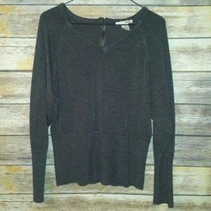 ⬇️ Evie. Gray Soft Sweater Top V-Neck Zipper MEDIUM